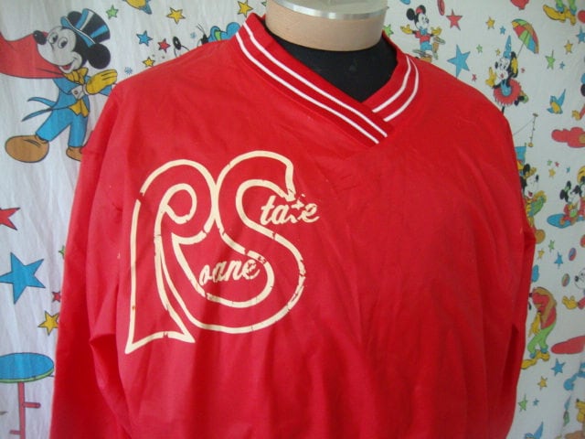 Vintage Roane State Bike Red Pullover V Neck punk rock grunge Windbreaker Jacket Size Large Graphic Tee – Fan Favorite · Perfect For Daily Wear