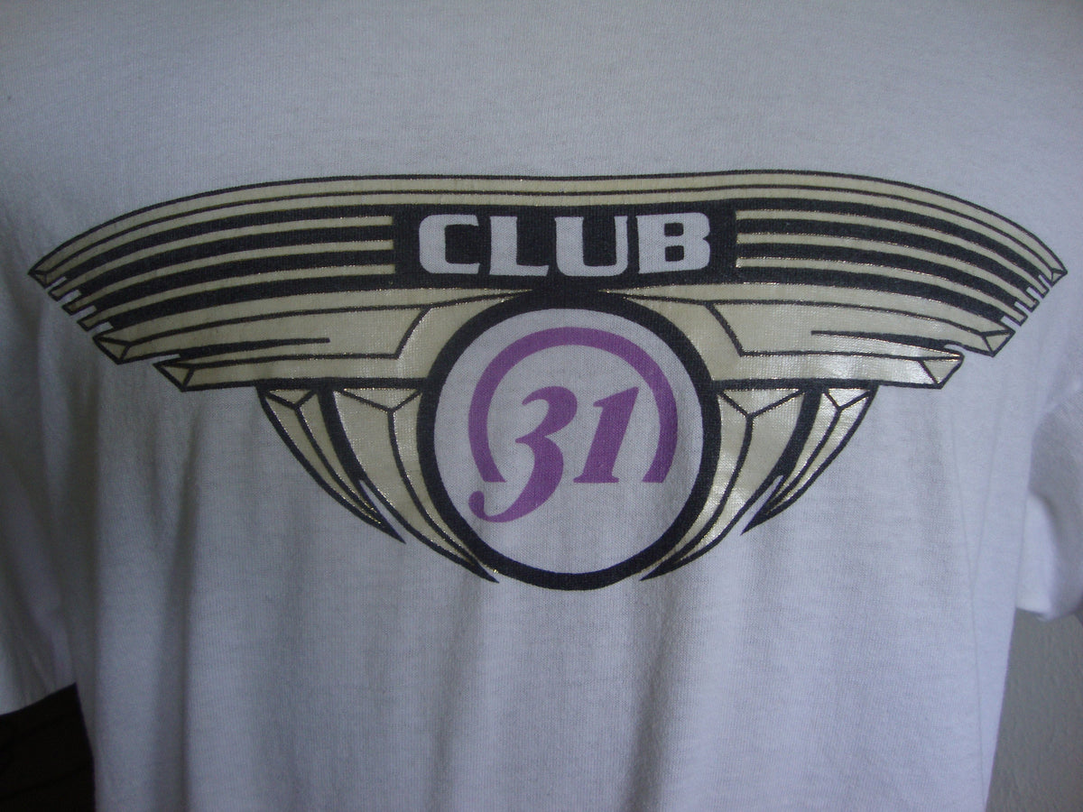 Vintage 8039s Club 31 White T Shirt Size M Graphic Tee – Aesthetic Look · Perfect For Daily Wear