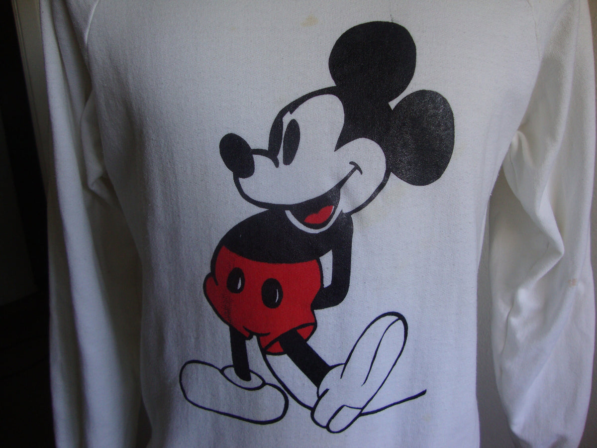 Vintage 8039s Walt Disney Mickey Mouse White Crew Neck Sweatshirt Size M Sweatshirt – Bold Style · Trending Graphic Apparel