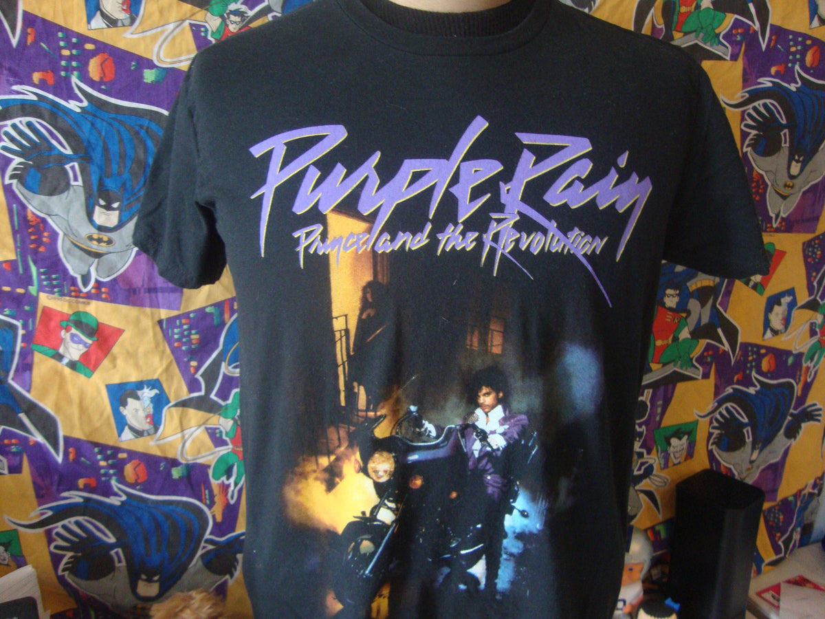 Prince and the Revolution Purple Rain retro T Shirt 2XL Graphic Tee – Warm & Stylish · Perfect For Daily Wear