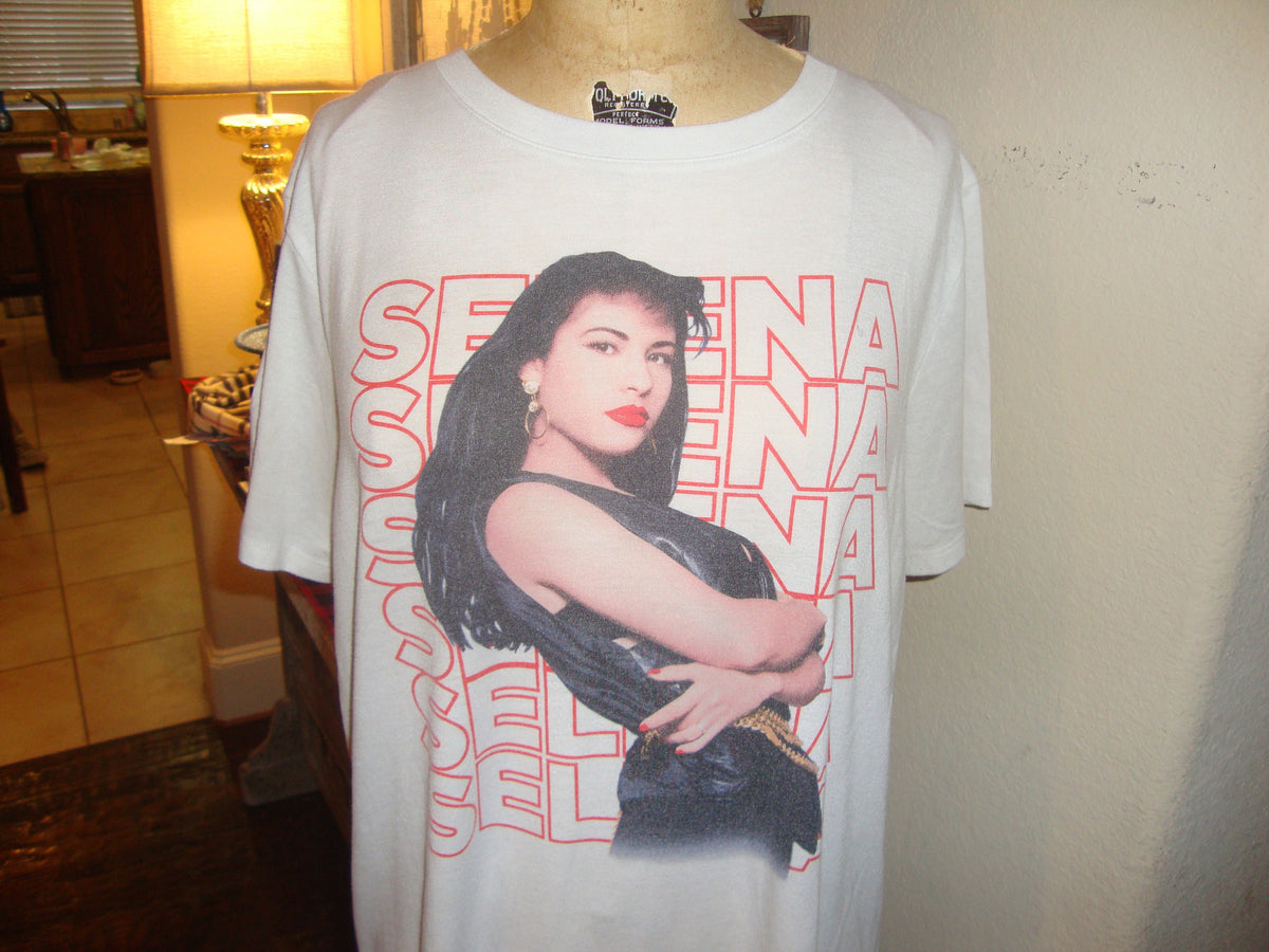 Selena Quintanilla Soft Paper Thin Night Gown T Shirt Graphic Tee – Easygoing Wear · Perfect For Daily Wear