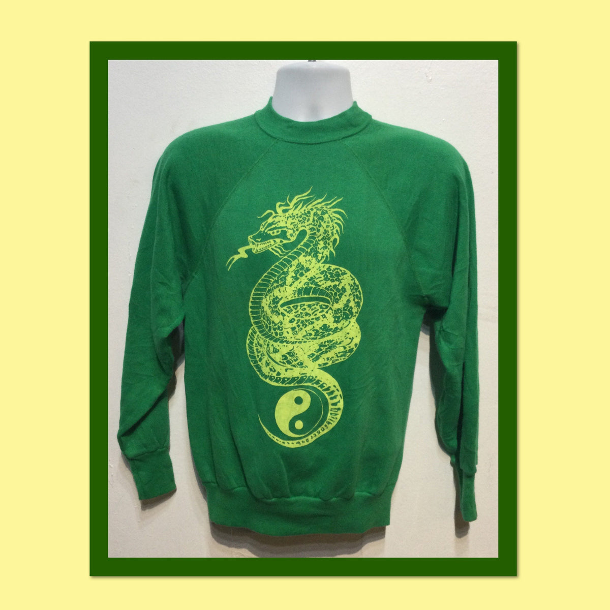 Vintage printed novelty green sweatshirt quot ying yang snake quot Size medium Sweatshirt – Cozy Vibes · Must-Have Style