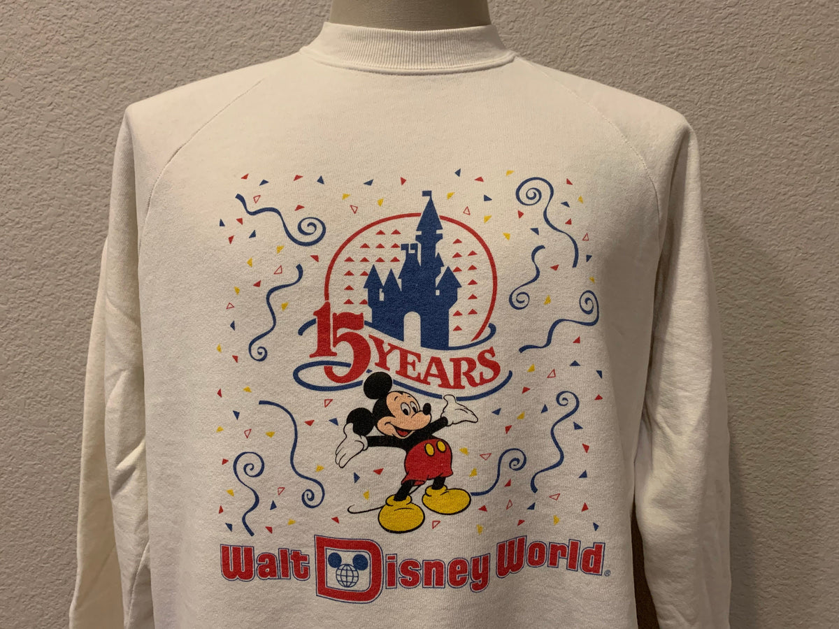 Vtg 80s Walt Disney World Florida Mickey Mouse 15 Years White Crew Sweatshirt L Sweatshirt – Feel-Good Design · Trending Graphic Apparel