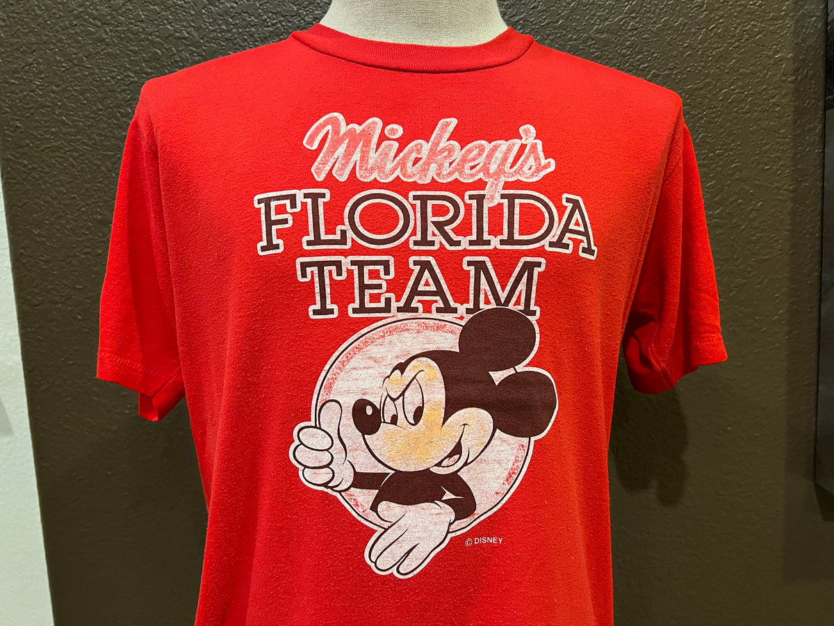 Vintage 8039s Mickey39s Florida Team Walt Disney World Red T Shirt Size L Graphic Tee – Easygoing Wear · High-Quality Print