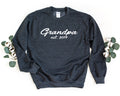 Grandpa Est Sweatshirt Grandpa Sweater Grandpa Gift New Grandpa Pullover Promoted to Grandpa Fathers Day Gift Dad Birthday Gift Sweatshirt – Cozy Vibes · High-Quality Print