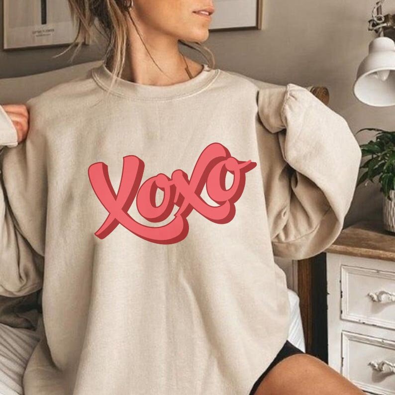 Xoxo svg pngXoxo sign Retro vintage shirt design Valentines day svg EPS PNG Cricut Instant Download Graphic Tee – Easygoing Wear · Perfect For Daily Wear
