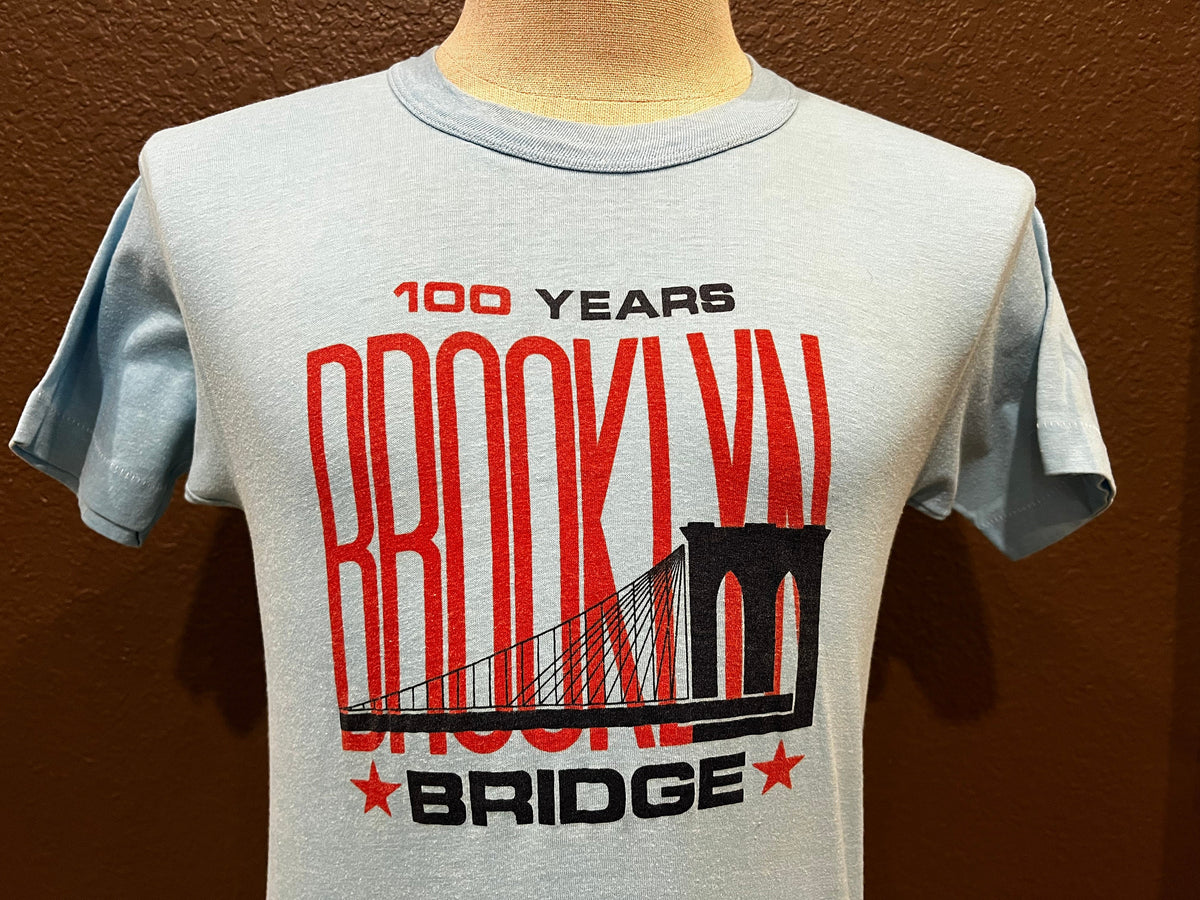 Vintage 8039s Brooklyn Bridge 100 Years Blue T Shirt Size M Graphic Tee – Bold Style · Must-Have Style