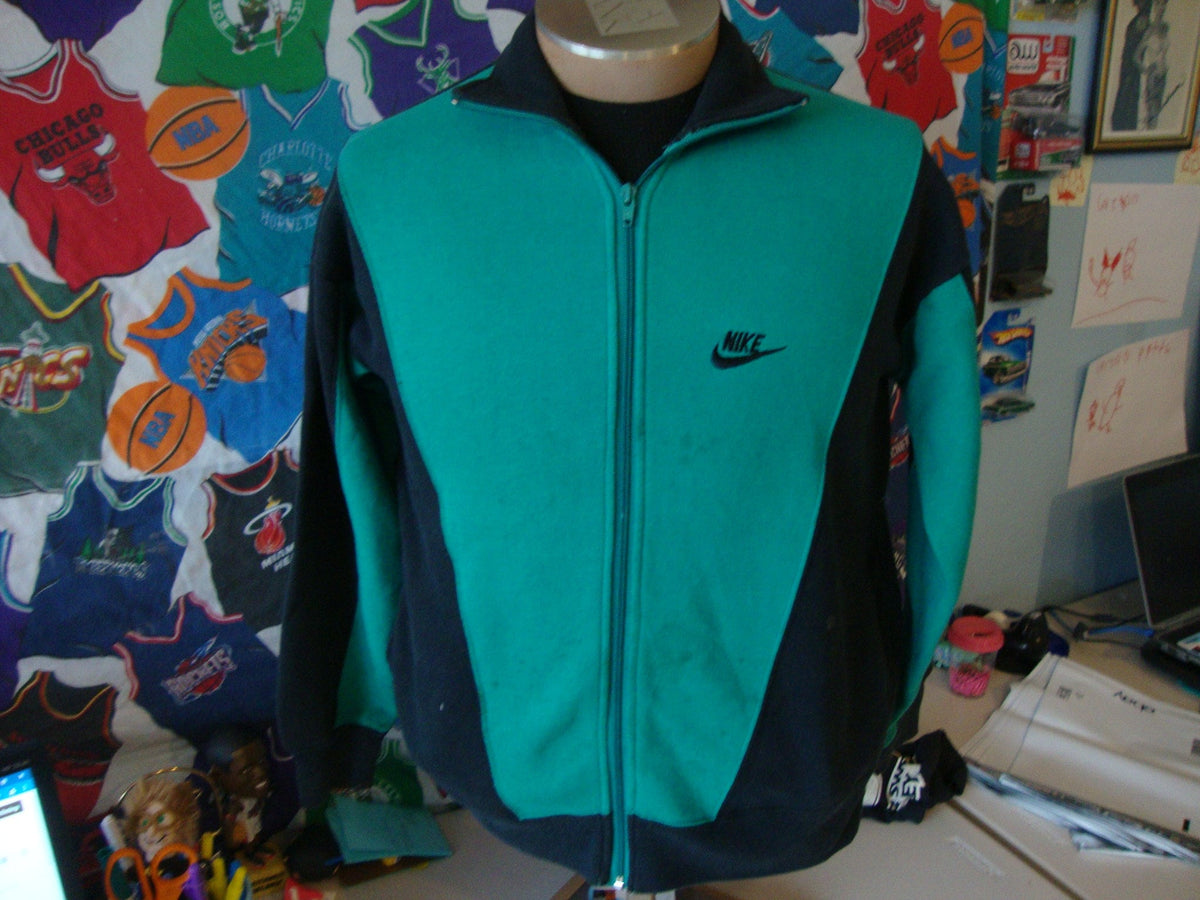Vintage 9039s NIKE Gray Tag Sweatshirt Jacket Size L Sweatshirt – Feel-Good Design · Must-Have Style