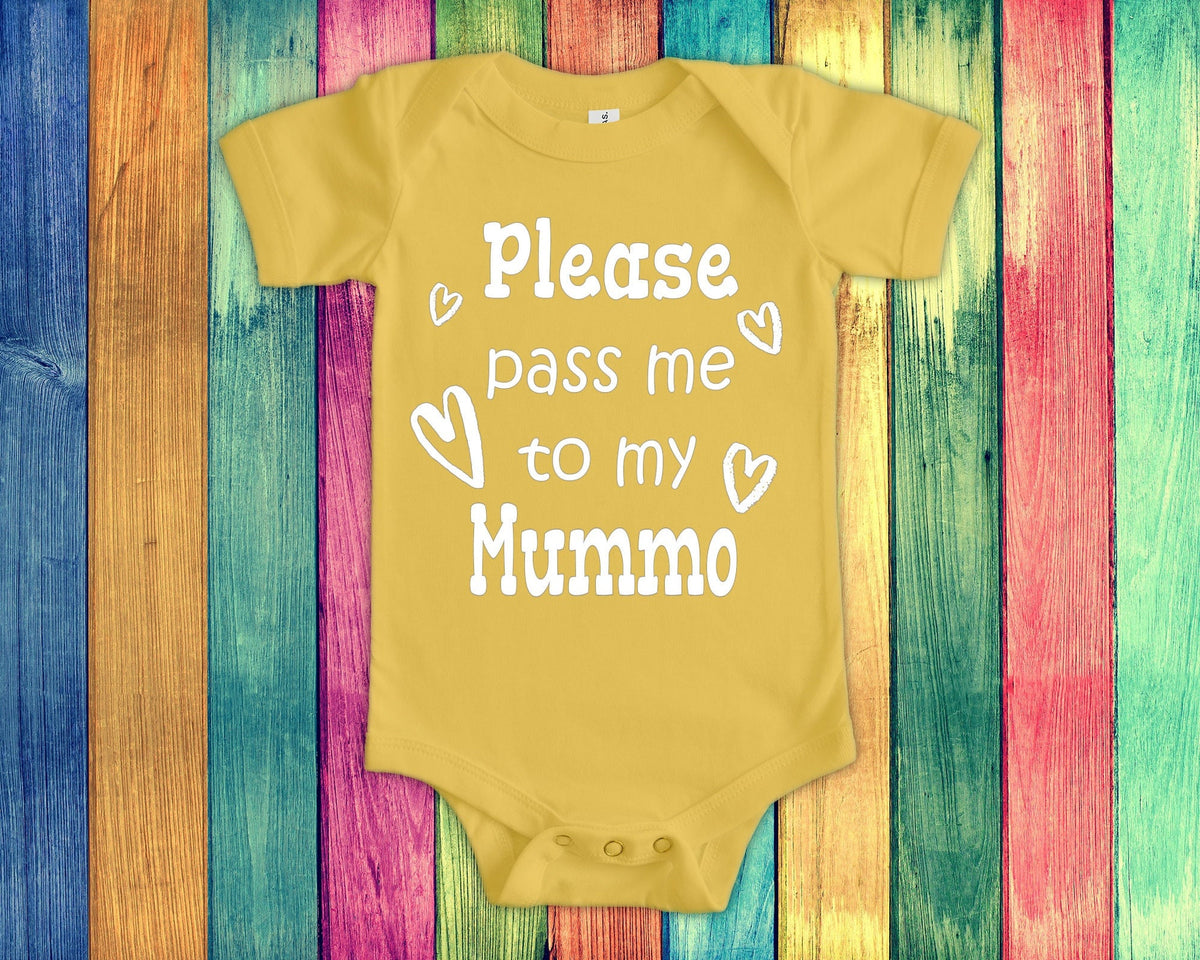 Pass Me To Mummo Cute Grandma Baby Bodysuit Tshirt or Toddler Shirt Finland Finnish Grandmother Gift or Pregnancy Announcement Graphic Tee – Soft Feel · High-Quality Print