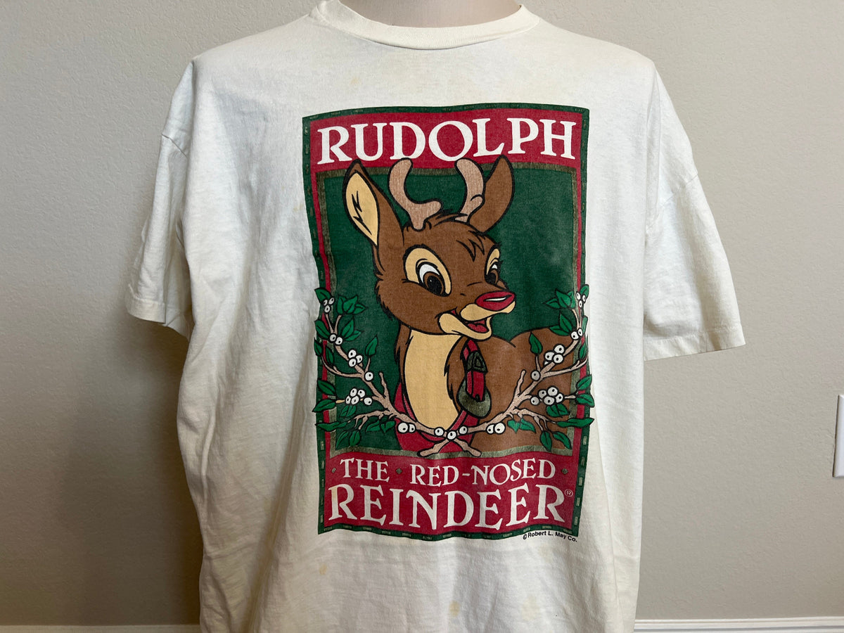 Vintage 9039s Rudolph The redNosed Reindeer Christmas Night Gown T Shirt Size XL Graphic Tee – Aesthetic Look · Trending Graphic Apparel