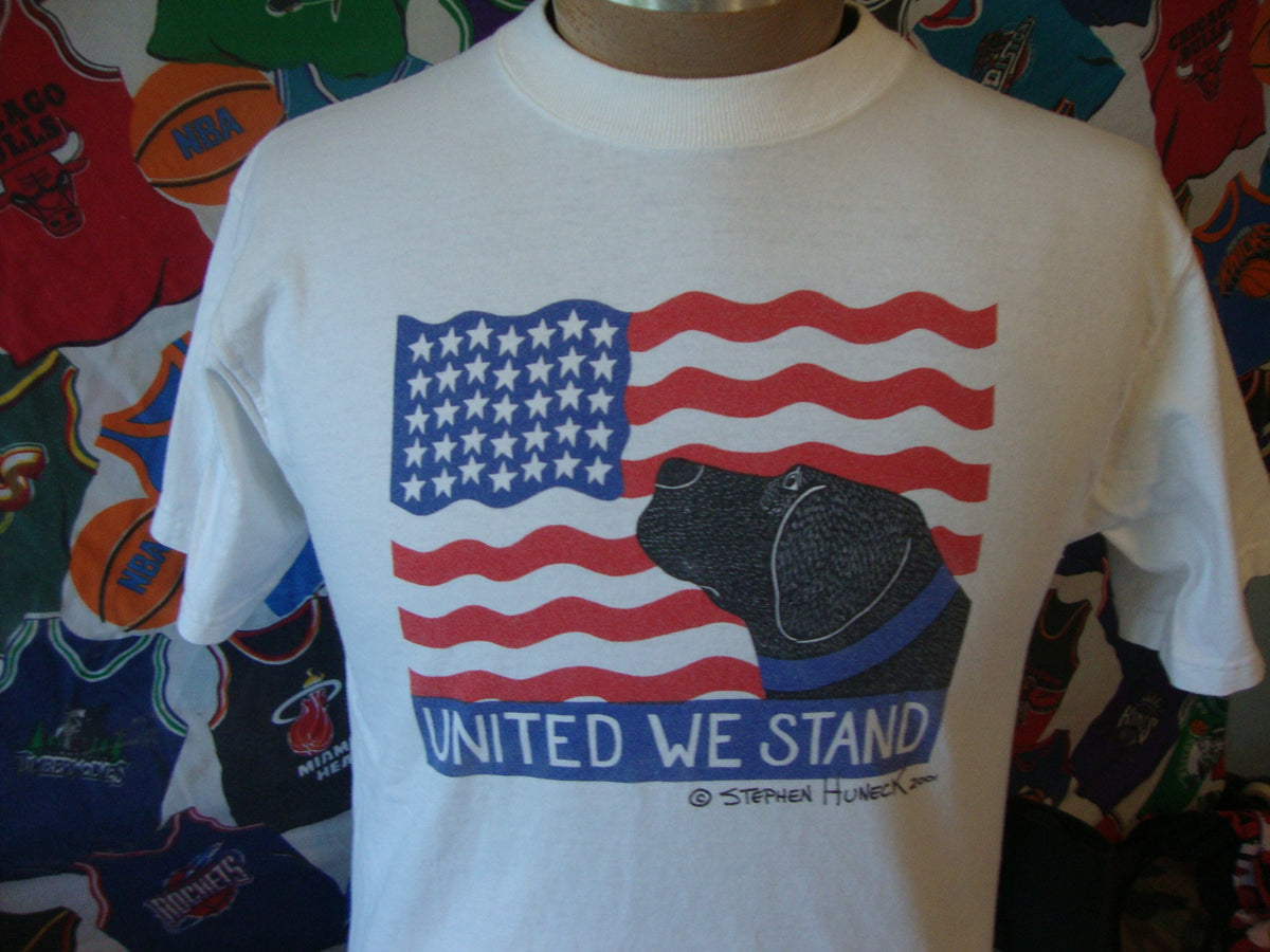 Vintage Stephen Huneck 2001 United We Stand Dog Humor American Flag t shirt M Graphic Tee – Bold Style · Great Gift For Fans