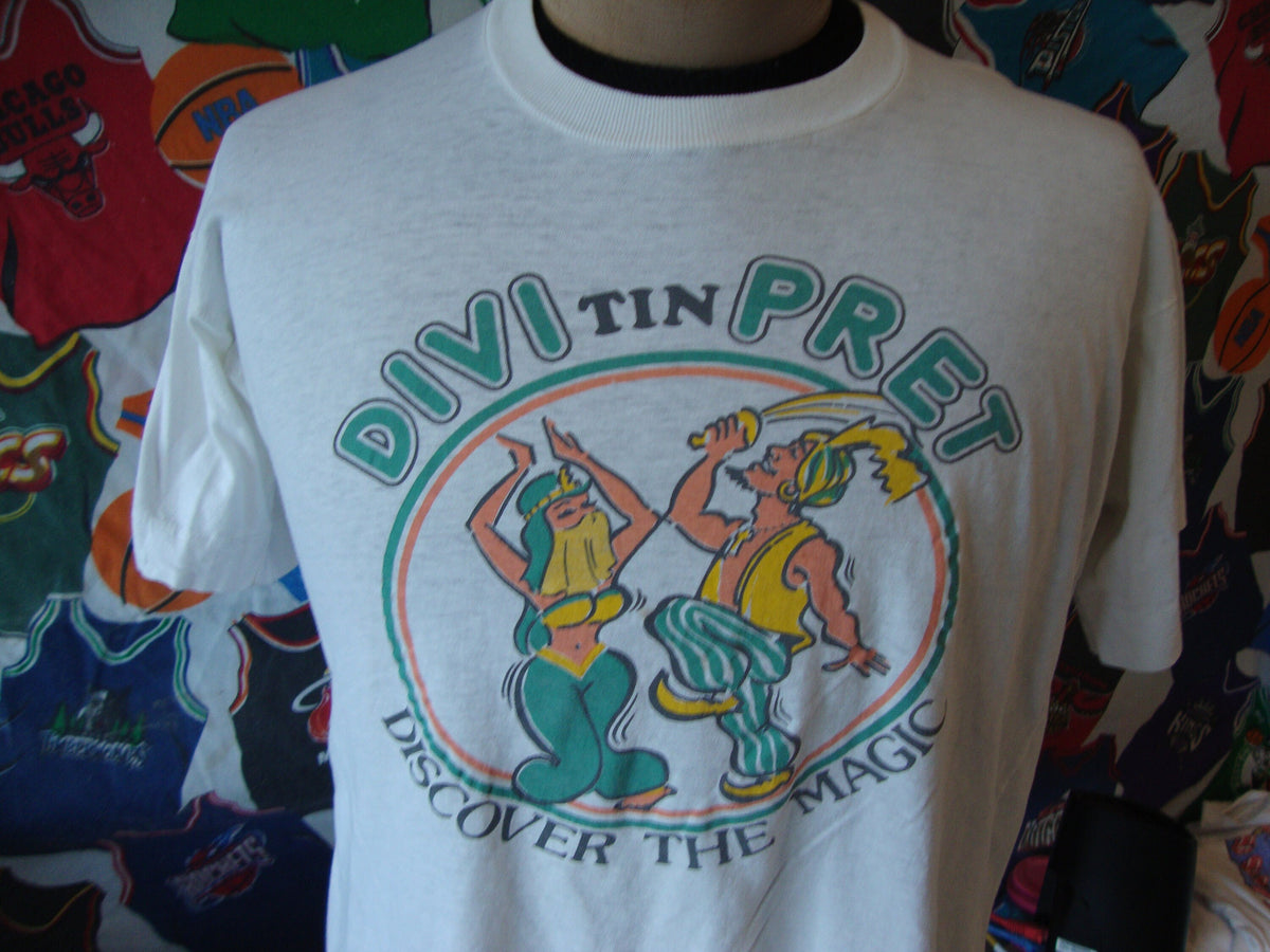Vintage 8039s Vivi Tin Pret Magic Aruba Hotel Tourist T Shirt L Graphic Tee – Premium Graphic · Great Gift For Fans