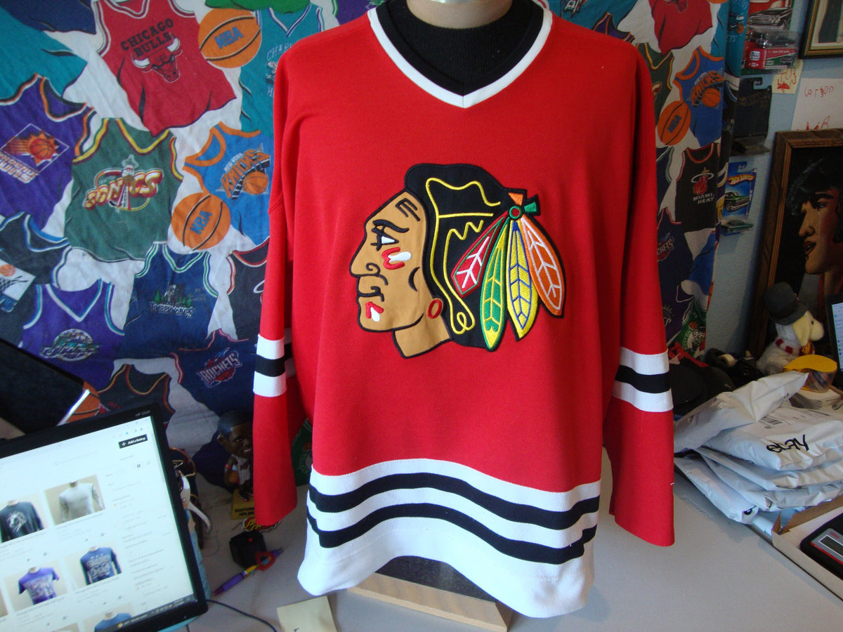 Vintage Chicago Blackhawks NHL CCM Jersey M Jersey – Warm & Stylish · High-Quality Print
