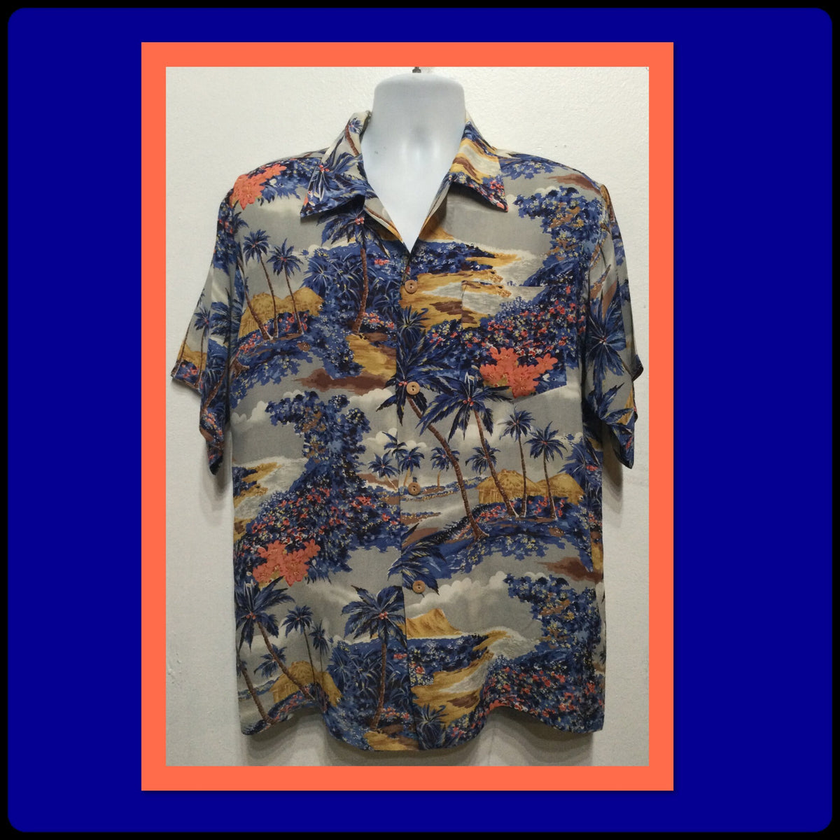 HS243 Vintage 1940s50s rayon crepe Hawaiian shirt by Royal Hawaiian Graphic Tee – Everyday Comfort · Trending Graphic Apparel