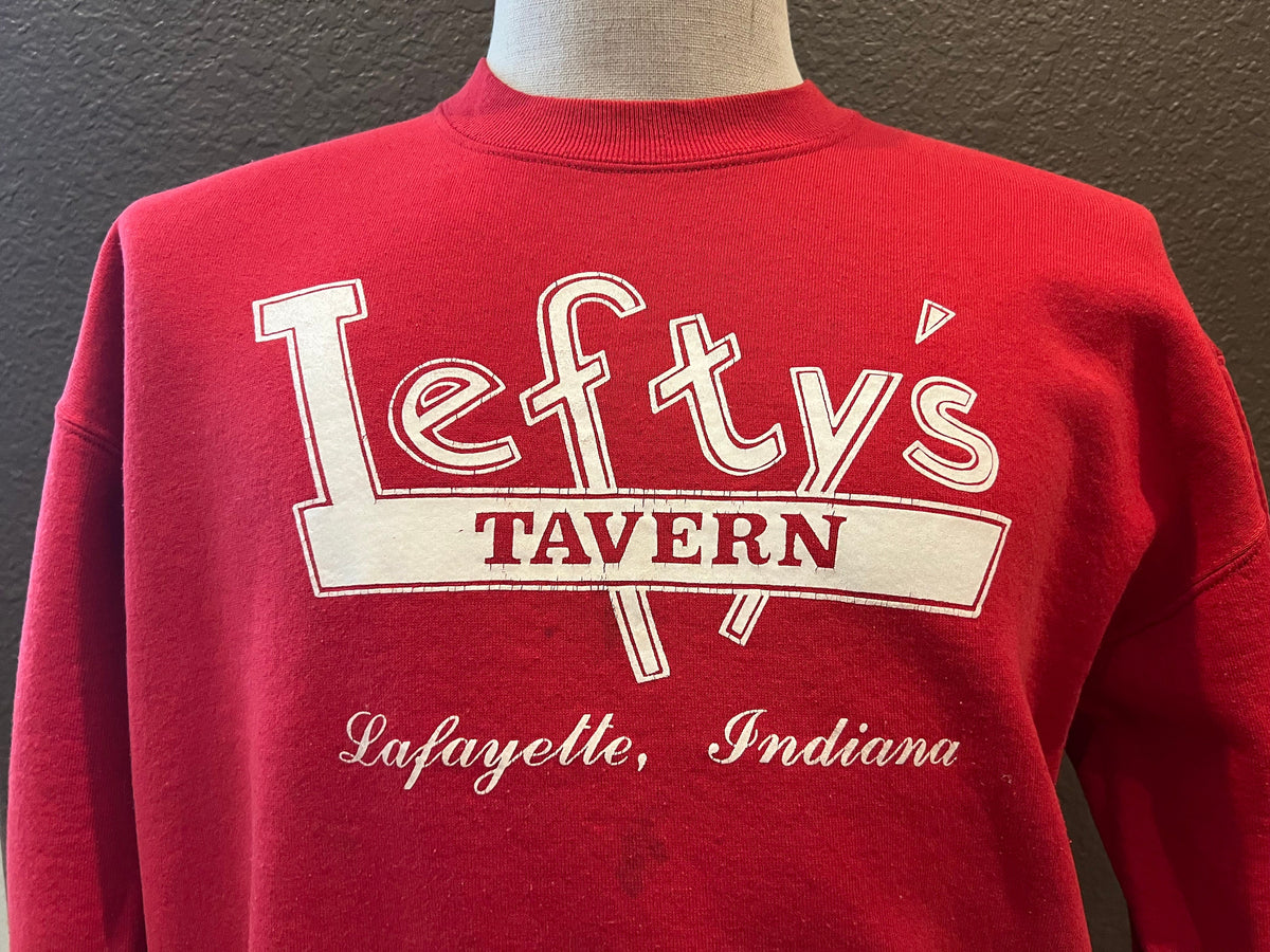 Vintage 9039s Lefty39s Tavern Lafayette Indiana Red Crewneck Sweatshirt Size L Sweatshirt – Aesthetic Look · Must-Have Style