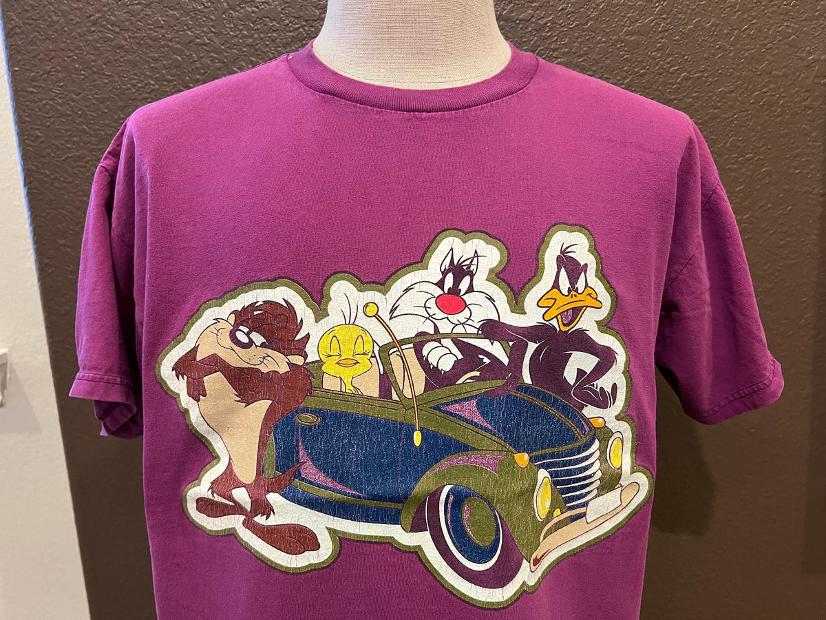 Vintage 9039s Looney Tunes Car Tasmanian Devil Tweety Bird Daffy Duck Purple T Shirt Size L Graphic Tee – Aesthetic Look · High-Quality Print