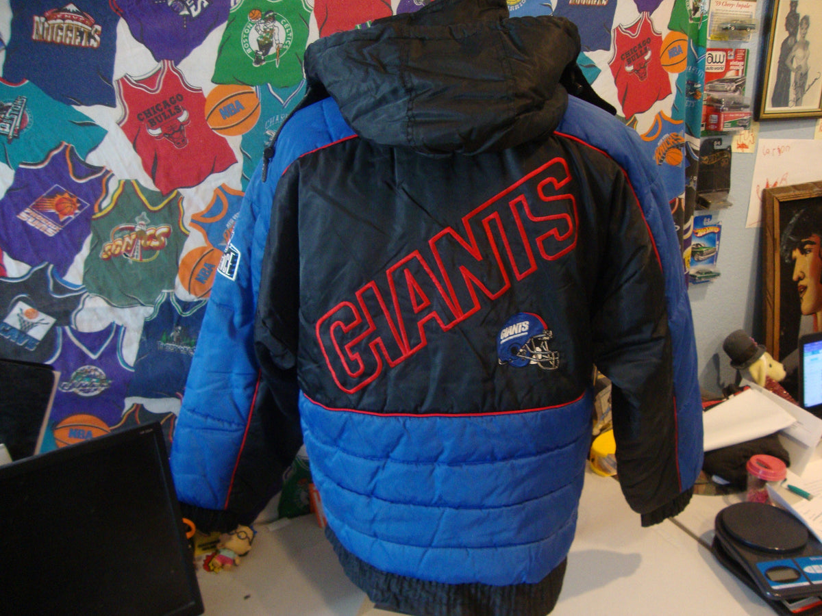 Vintage 9039s New York Giants NFL Football BLACK Pro Player Puffer Parka Coat Jacket M Graphic Tee – Easygoing Wear · Trending Graphic Apparel