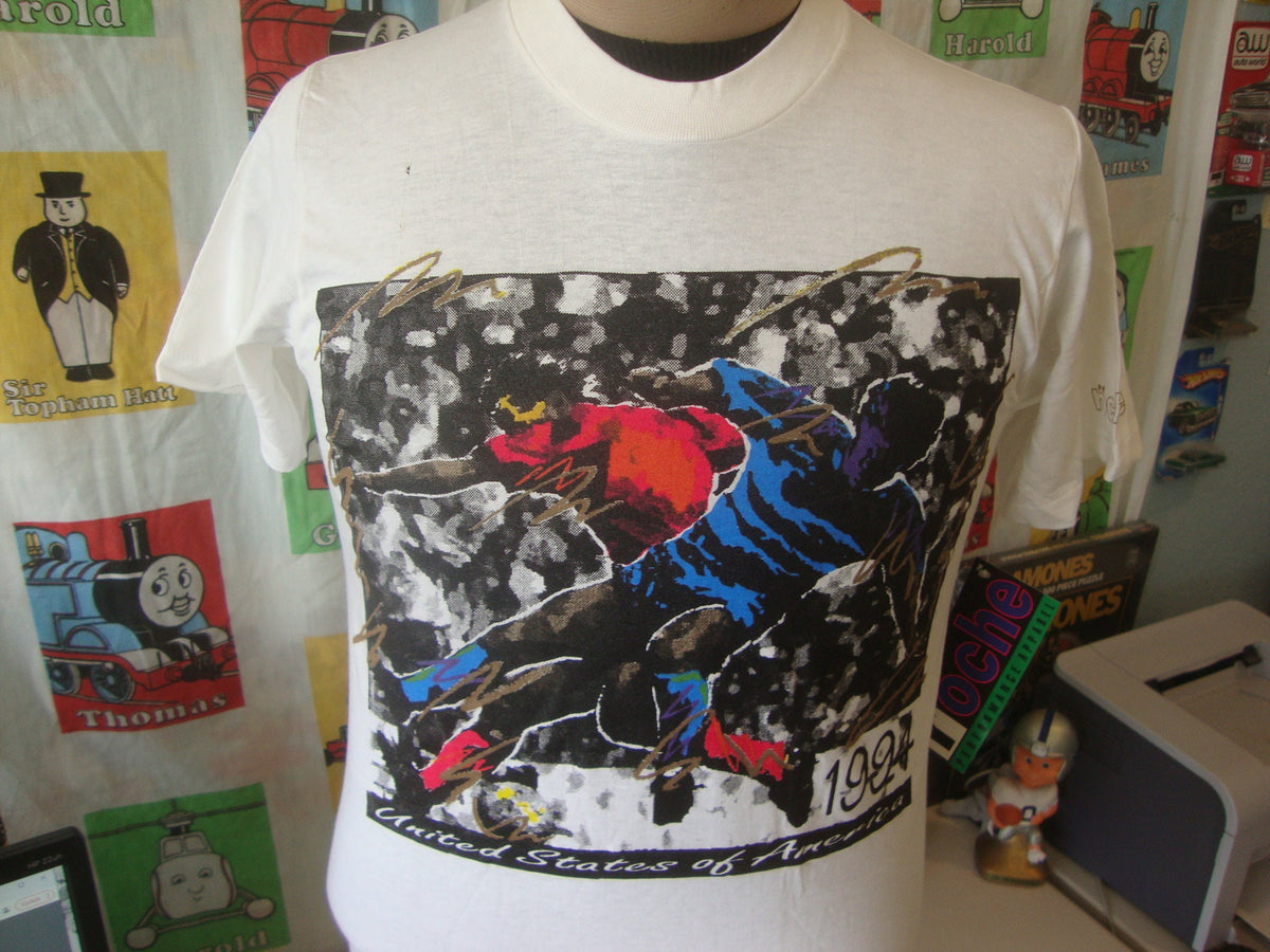 Vintage 9039s USA Soccer 1994 tee white T Shirt S Graphic Tee – Soft Feel · Trending Graphic Apparel