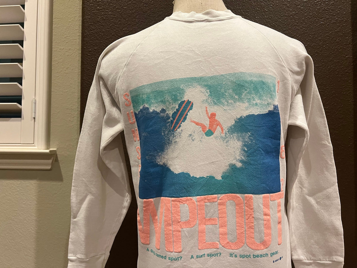 Vintage 8039s Wipeout Spot Beach Gear White Crewneck Sweatshirt Size L Sweatshirt – Soft Feel · Must-Have Style