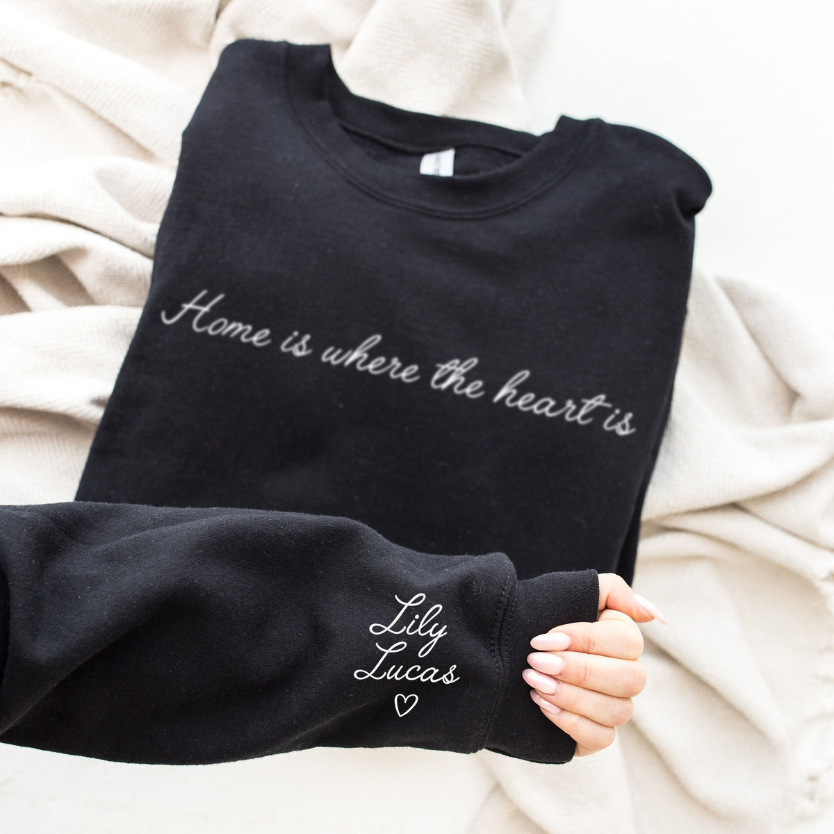 Personalised Heart Print On Sleeve Sweatshirt Sleeve Print Sweater Gift for Mum Mama Sweatshirt For Mums Kids Names Sleeve Print Sweatshirt – Warm & Stylish · Must-Have Style