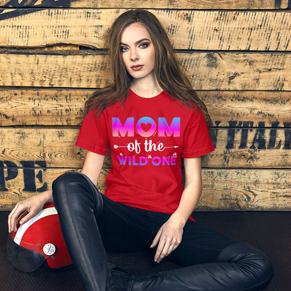 MoM of the Wild One Womens Soft T shirt Graphic Tee – Aesthetic Look · Trending Graphic Apparel