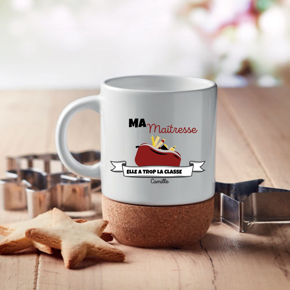 Mug lige quotMa matresse a trop la classequot merci matre cadeau cole mug atsem Graphic Tee – Warm & Stylish · Trending Graphic Apparel