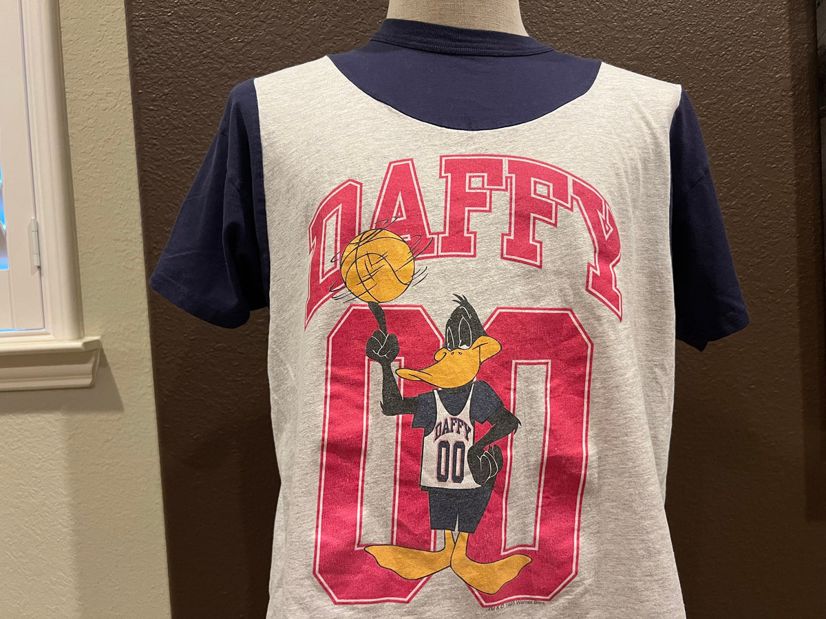Vintage 9039s Daffy Duck Basketball Looney Tunes Grey T Shirt Size M Graphic Tee – Premium Graphic · Must-Have Style