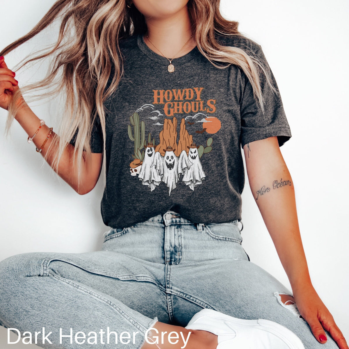 Howdy Ghouls Shirt Country Halloween Shirt Western Halloween Shirt Ghost Cowboy Halloween Shirt Desert Halloween Shirt Retro Halloween Graphic Tee – Aesthetic Look · High-Quality Print