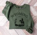 Unisex Wyoming Cowboy State Crewneck Sweatshirt Gift Sweatshirt – Warm & Stylish · Great Gift For Fans
