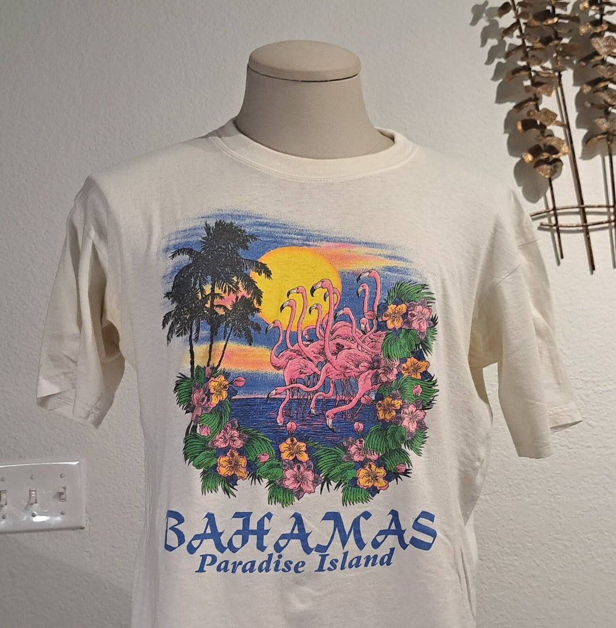 Vintage 90s Bahamas Paradise Island Flamingos white Tshirt size L Graphic Tee – Soft Feel · Trending Graphic Apparel