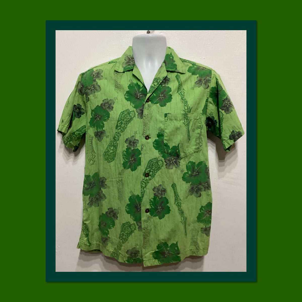 HS132 Vintage 1950s60s cotton tiki Hawaiian shirt Graphic Tee – Soft Feel · Trending Graphic Apparel