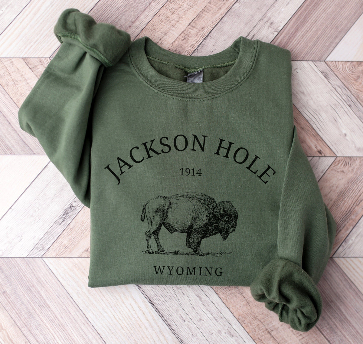 Jackson Hole Buffalo Sweatshirt Unisex Wyoming Buffalo Crewneck Pullover Gift Sweatshirt – Warm & Stylish · Must-Have Style