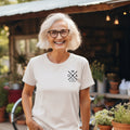 FamilienschtzeOma und Opa EditionPersonalisiertes Enkelkind Tribut T ShirtOma und Opa GeschenkideeOma und Opa 2024Groeltern 2025 Graphic Tee – Premium Graphic · Perfect For Daily Wear