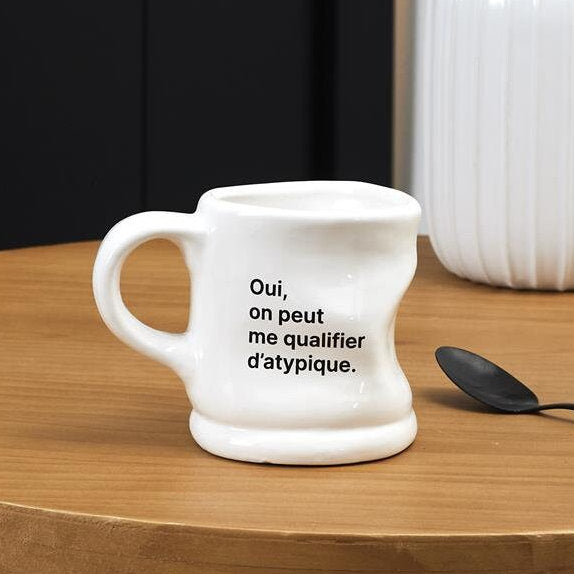 Mug Dform Message 20cl quotOui on peut me qualifier d39atypiquequot Graphic Tee – Easygoing Wear · Perfect For Daily Wear