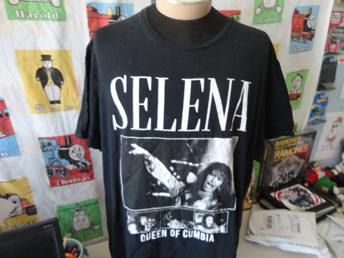 Selena Quintanilla the queen of Cumbia black Tee T Shirt Size 3XL Graphic Tee – Premium Graphic · Must-Have Style