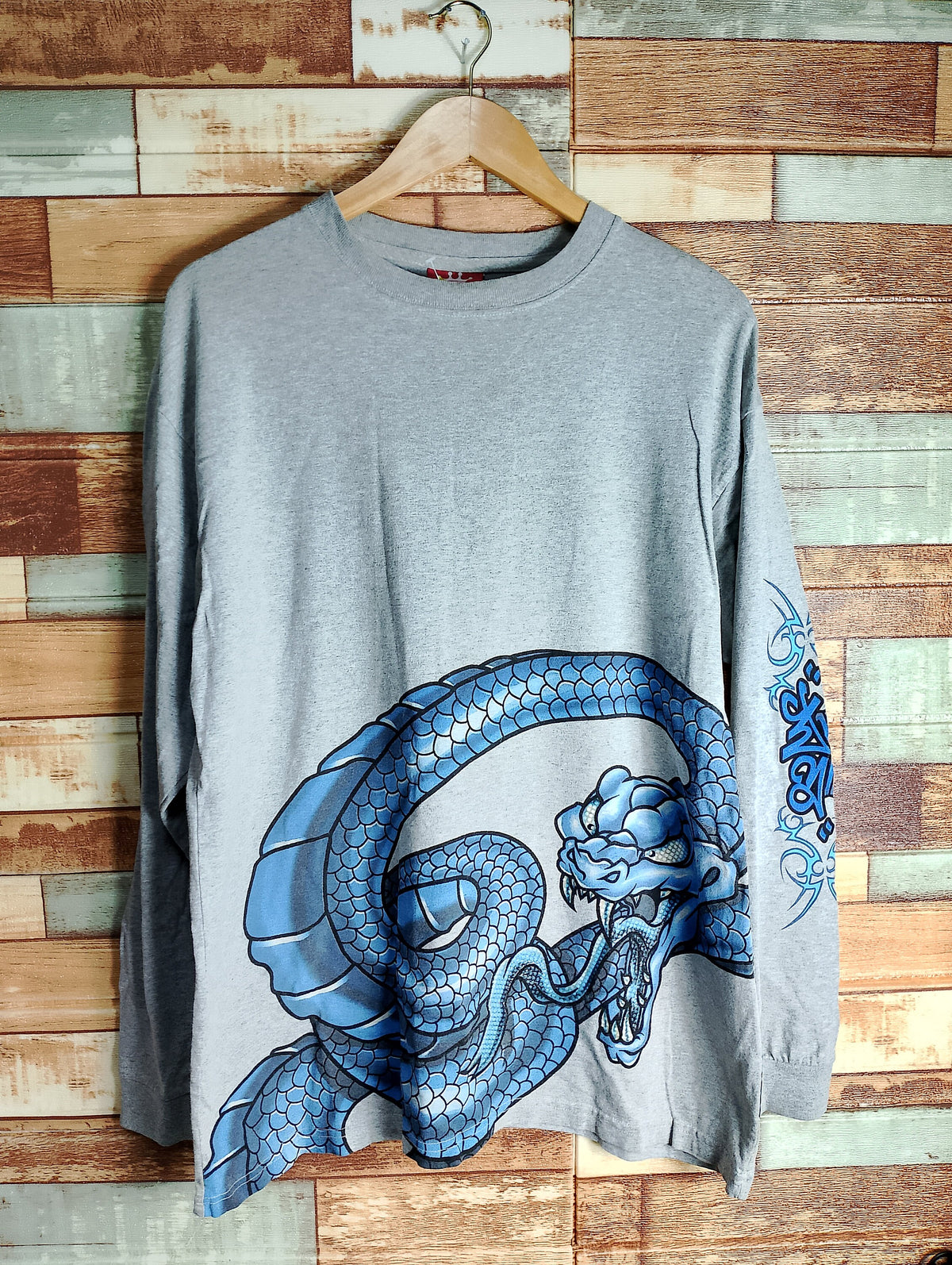 vintage Jnco dragon t shirt Graphic Tee – Soft Feel · High-Quality Print