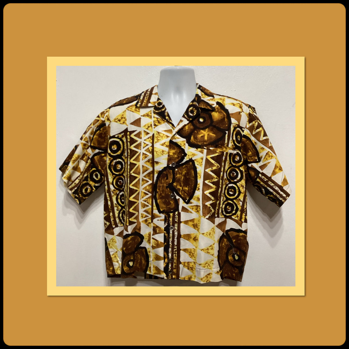 HS010 Vintage 196039s70s Hawaiian shirtjacket Graphic Tee – Aesthetic Look · High-Quality Print