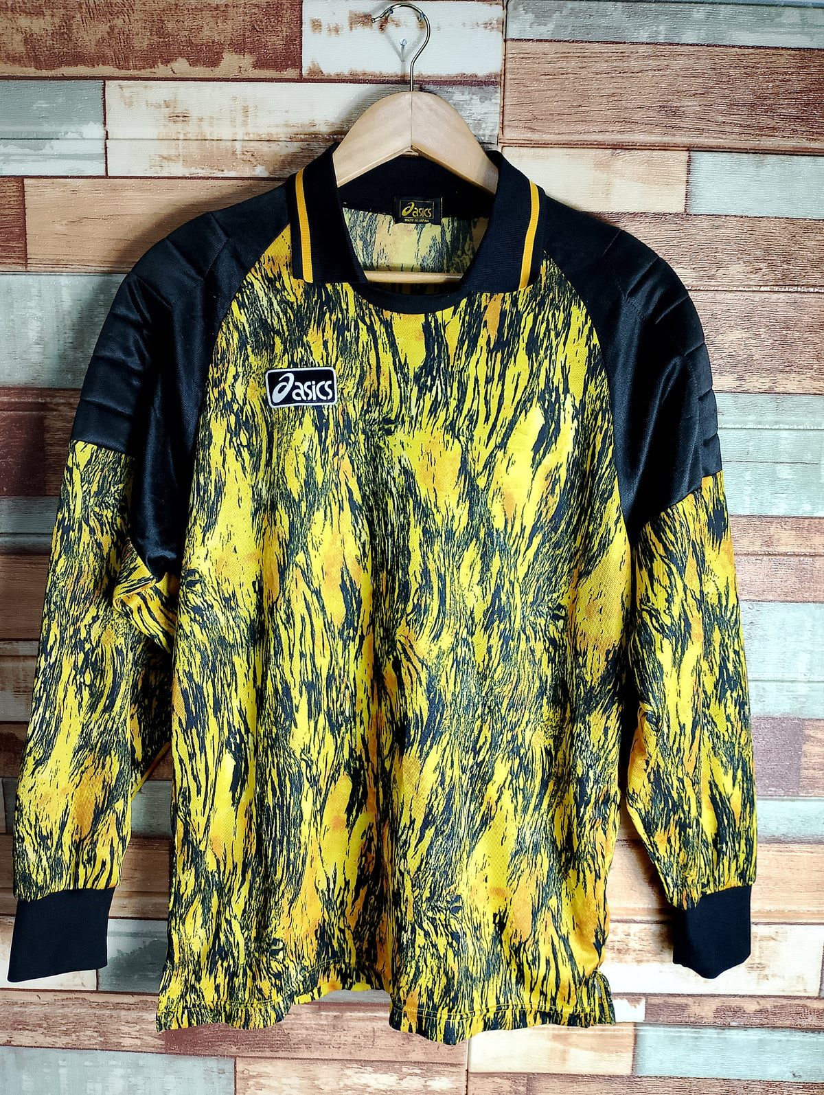vintage Asics goalkeeper jersey Jersey – Cozy Vibes · Perfect For Daily Wear
