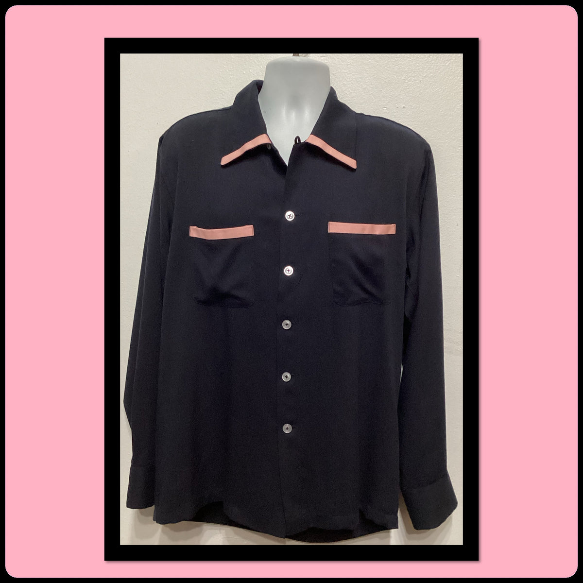 HR056 195039s vintage reproduction two tone quotRock N Rollquot shirt by Hollywood Rogue Graphic Tee – Fan Favorite · Top Pick For Any Outfit
