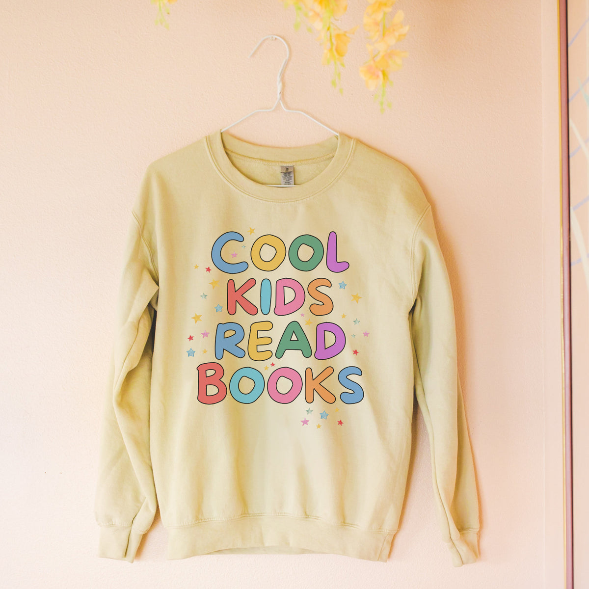 Cute Reading Teacher Sweatshirt for Kindergarten Teacher or Elementary Principal Cool Kids Read Books Adorable Y2K Crewneck Book Lover Sweatshirt – Easygoing Wear · Top Pick For Any Outfit