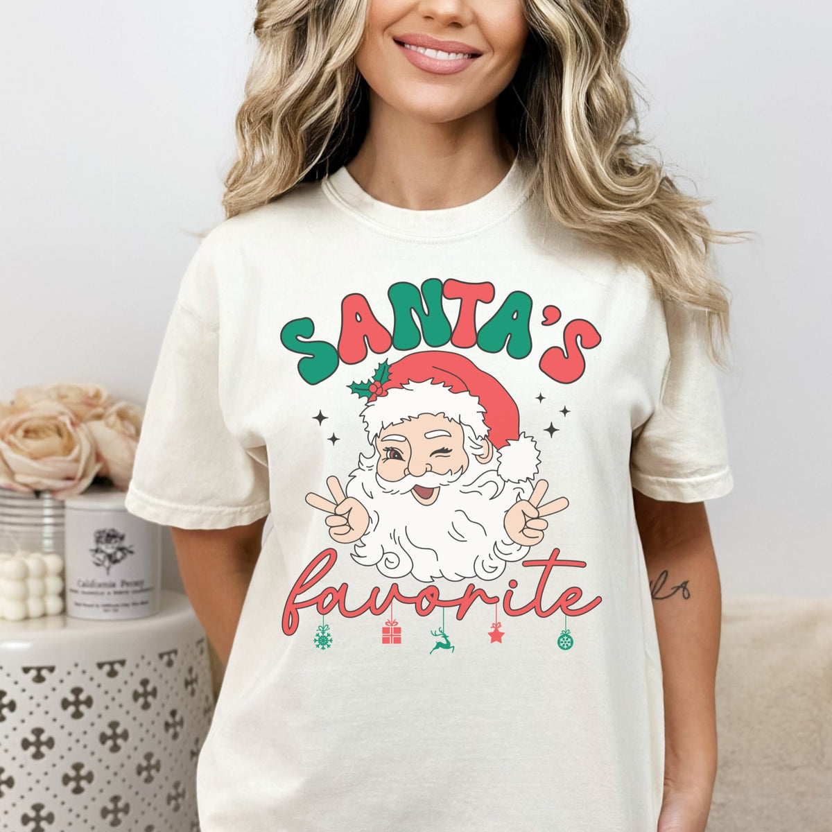 Santa39s Favorite Shirt Funny Christmas Shirt Womens Santa Shirt Graphic Tee – Soft Feel · High-Quality Print