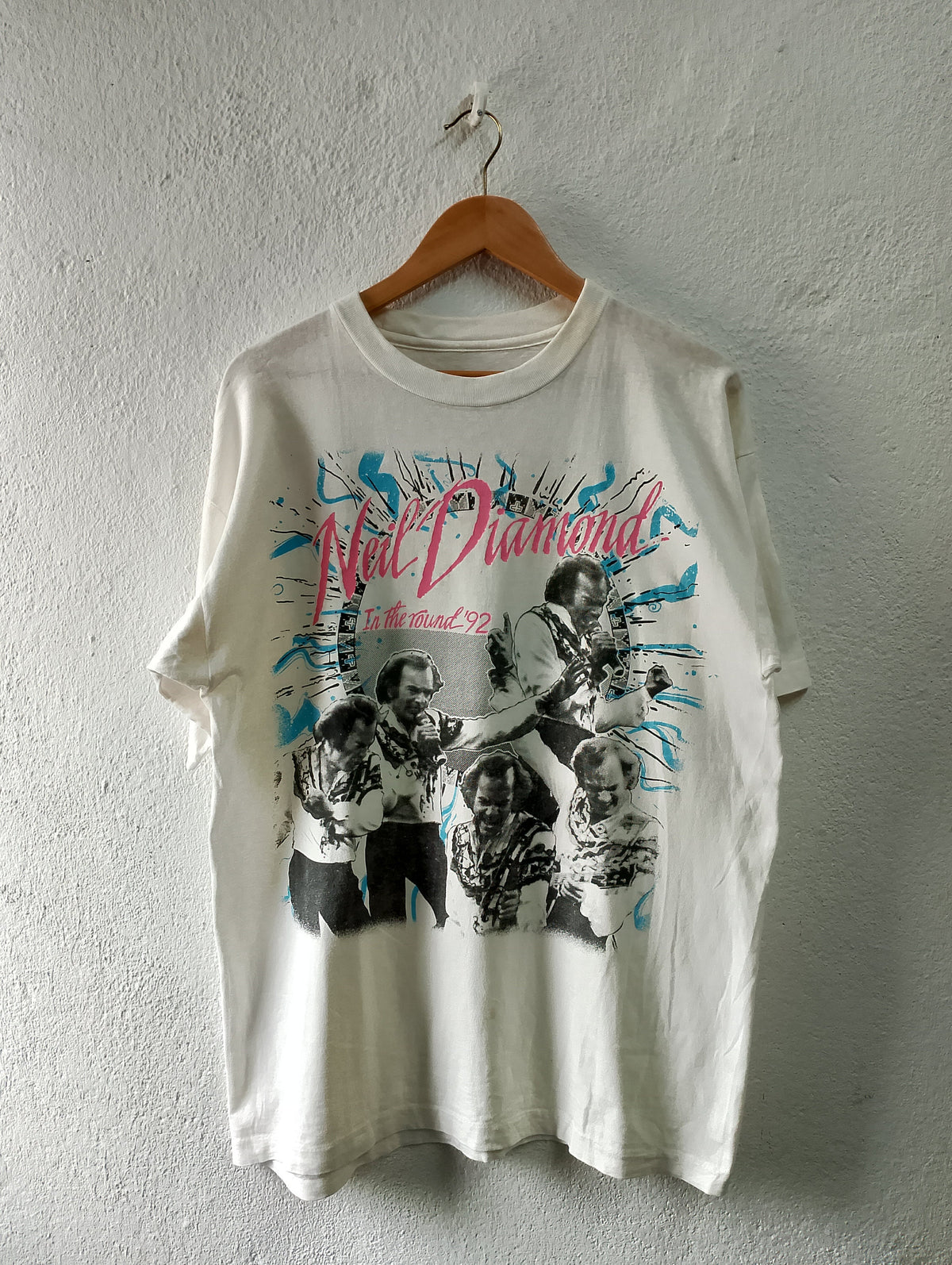 Vintage Neil diamond 1992 tour t shirt XL Graphic Tee – Warm & Stylish · Top Pick For Any Outfit