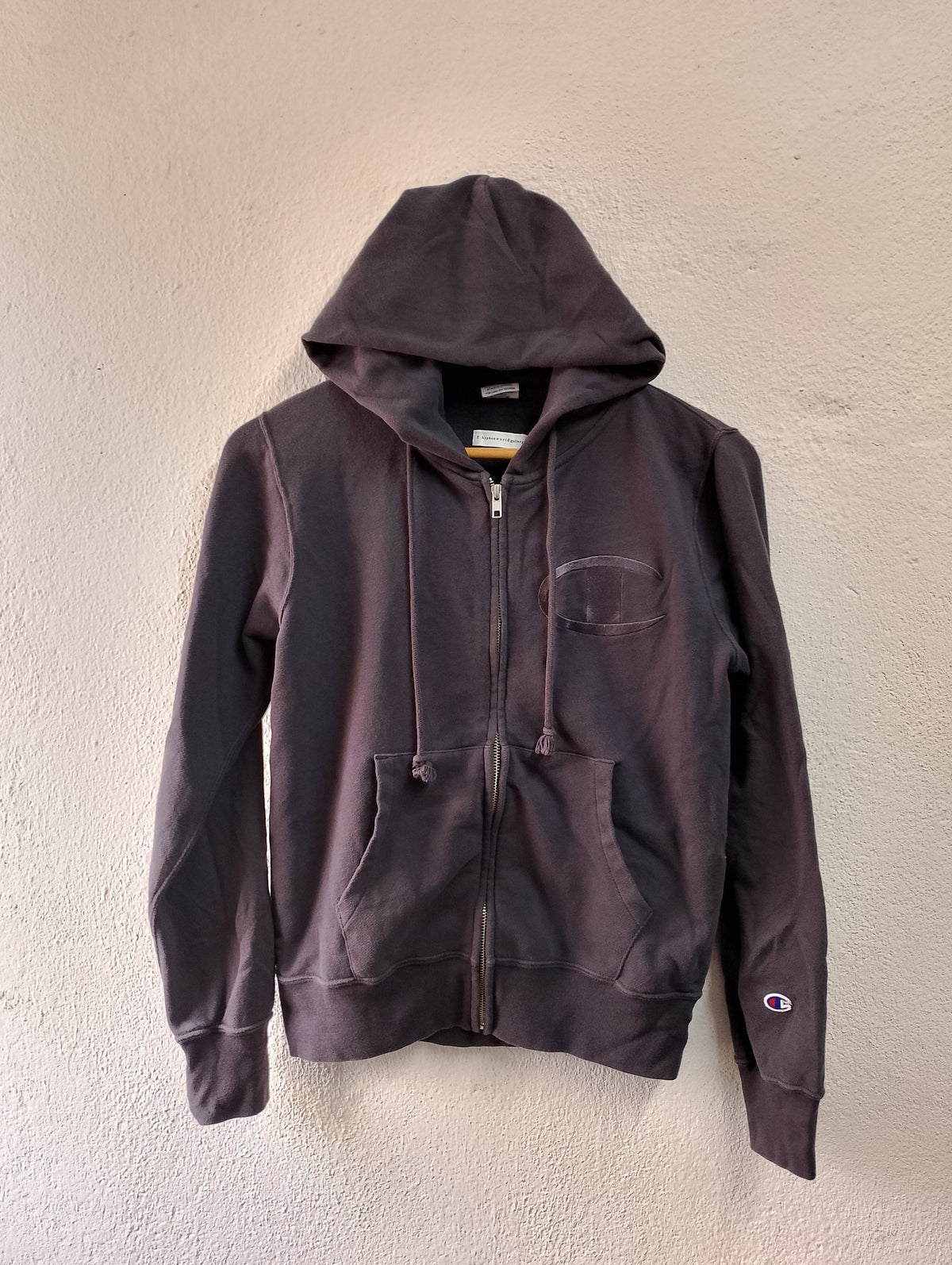 Champion hoodies Free sizes Ladies Hoodie – Cozy Vibes · Perfect For Daily Wear