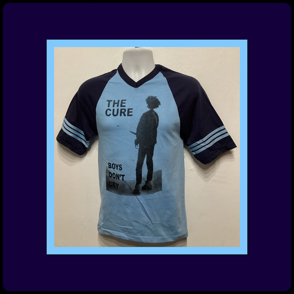 Vintage printed rock V neck ringer T shirt quotThe Curequot Size small Graphic Tee – Aesthetic Look · Must-Have Style