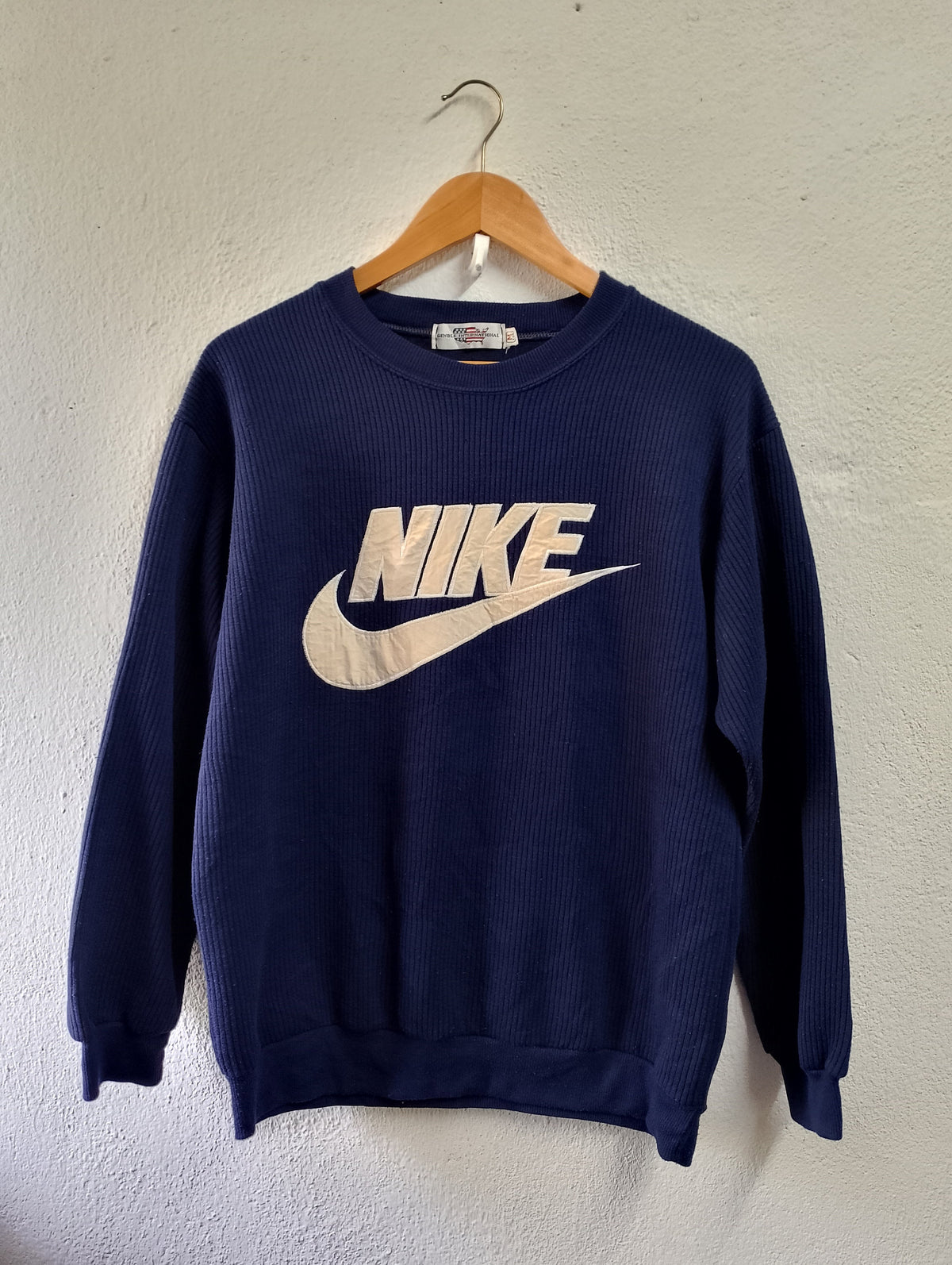Vintage bootleg Nike pullover sweatshirt Large Sweatshirt – Feel-Good Design · Perfect For Daily Wear