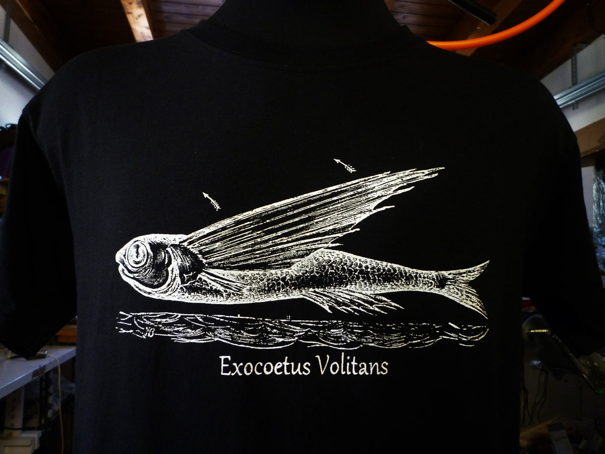 FLYING FISH vintage t shirt Graphic Tee – Everyday Comfort · Must-Have Style