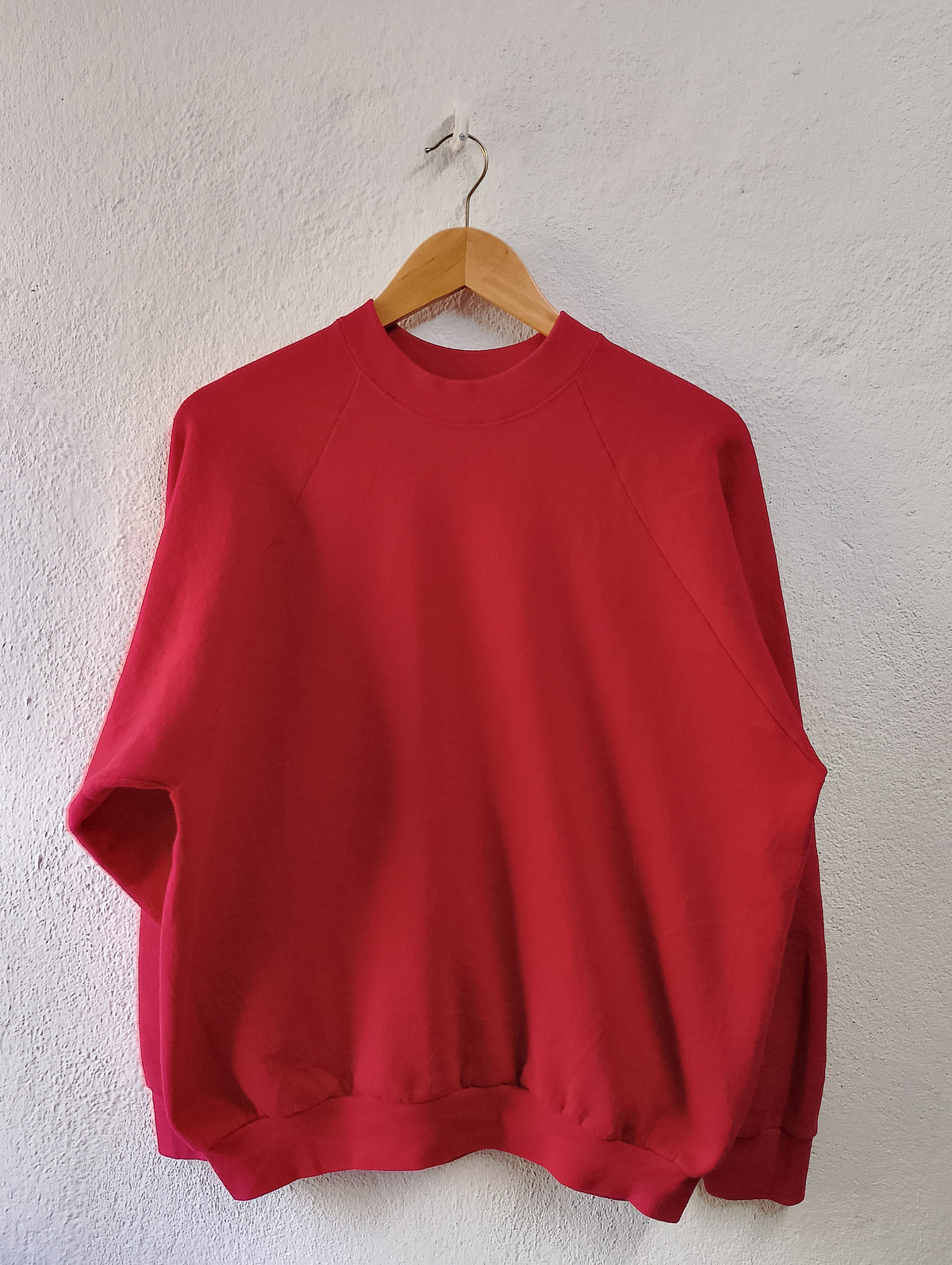 Vintage plain fruit of the loom pullover sweatshirt crew neck XL Sweatshirt – Cozy Vibes · Trending Graphic Apparel