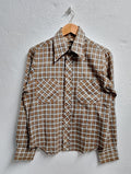 Vintage Levis sportswear big E shirt Medium Graphic Tee – Warm & Stylish · Must-Have Style
