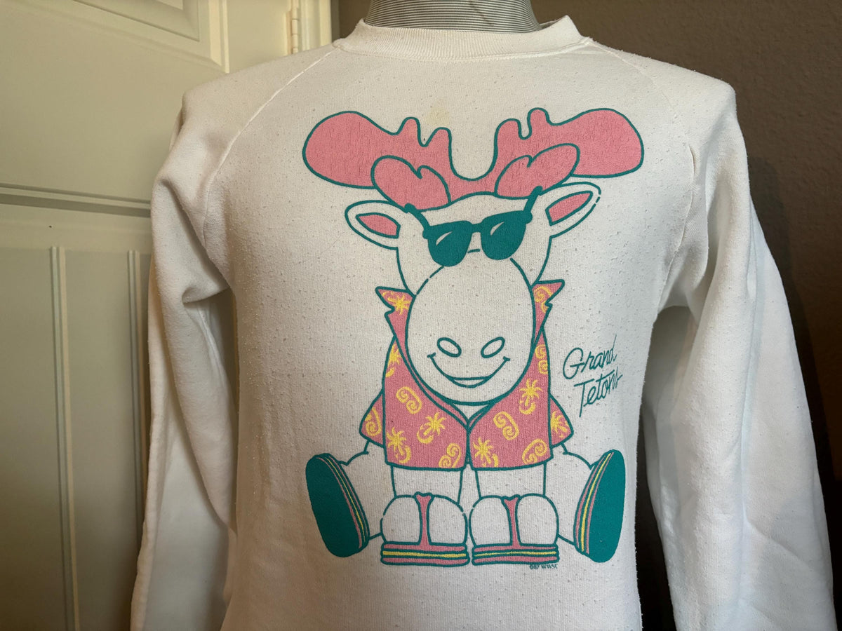 Vintage 8039s The Grand Tetons Mountains Moose Vacation Crewneck Sweatshirt M Sweatshirt – Premium Graphic · Must-Have Style