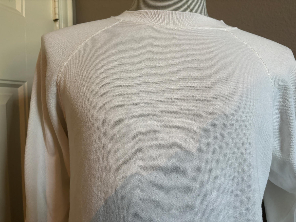 Vintage 8039s Blank White Hanes Crewneck Sweatshirt M Sweatshirt – Aesthetic Look · High-Quality Print